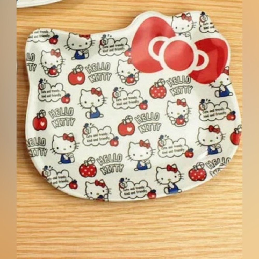 Brand new Hello Kitty Melamine Plate